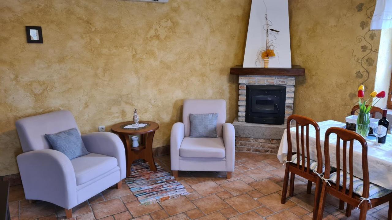 House Avena Villa Лабин Екстериор снимка